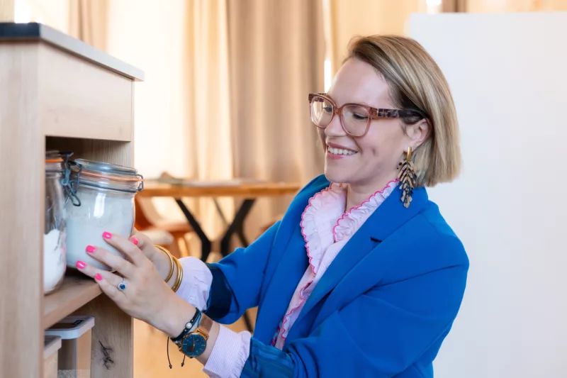 Virginie Pinsault - Home Organiser professionnelle au Mans, experte en désencombrement et organisation d'intérieur en Sarthe, Paris et partout en France